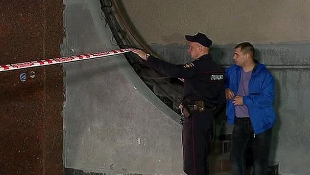 В Москве трагедия - Девочка подросток выпрыгнула с 14 этажа