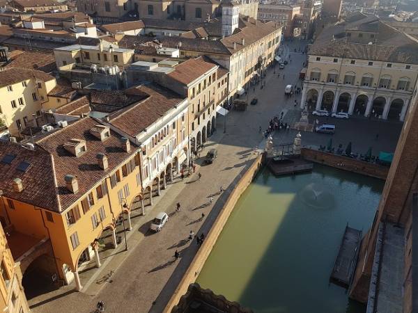 Photo - Ferrara "Italian fortress city"!