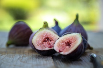 How figs are eaten (890 Photos)!